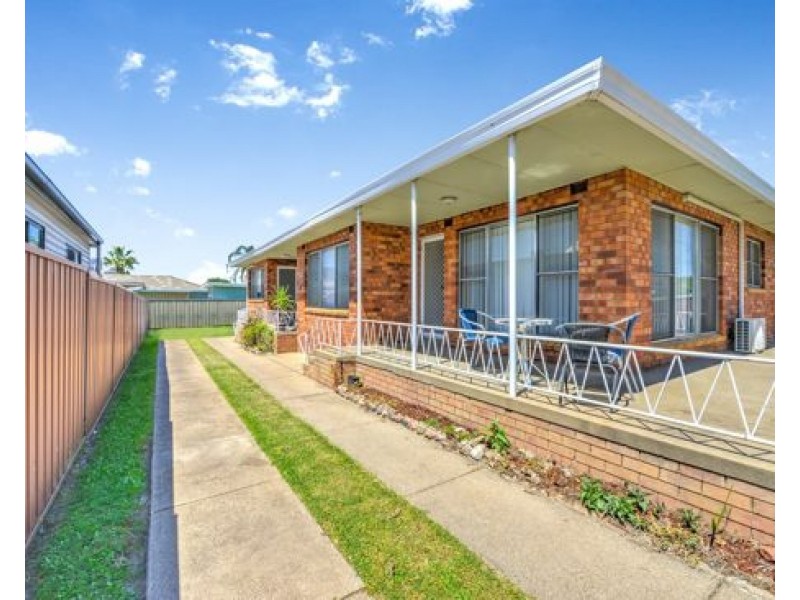 1/42 Kathleen Street, Tamworth NSW 2340