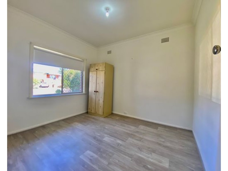 25 Elm Street, Tamworth NSW 2340