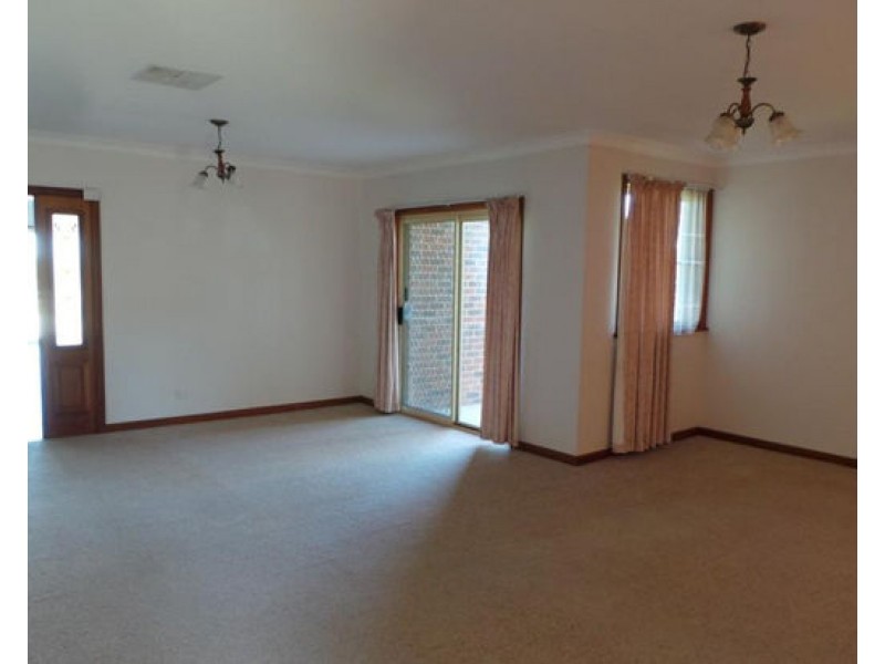 9 Napier Street, Tamworth NSW 2340