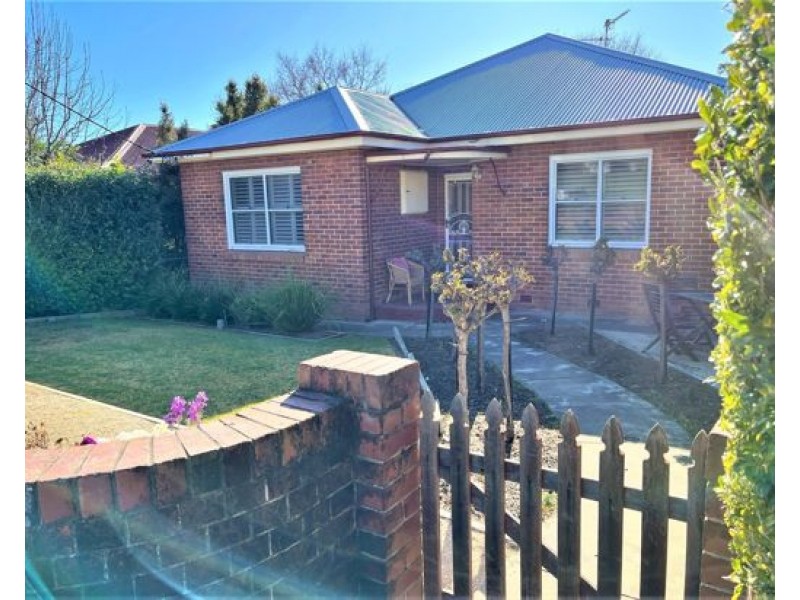 38 Phillip Street, Tamworth NSW 2340