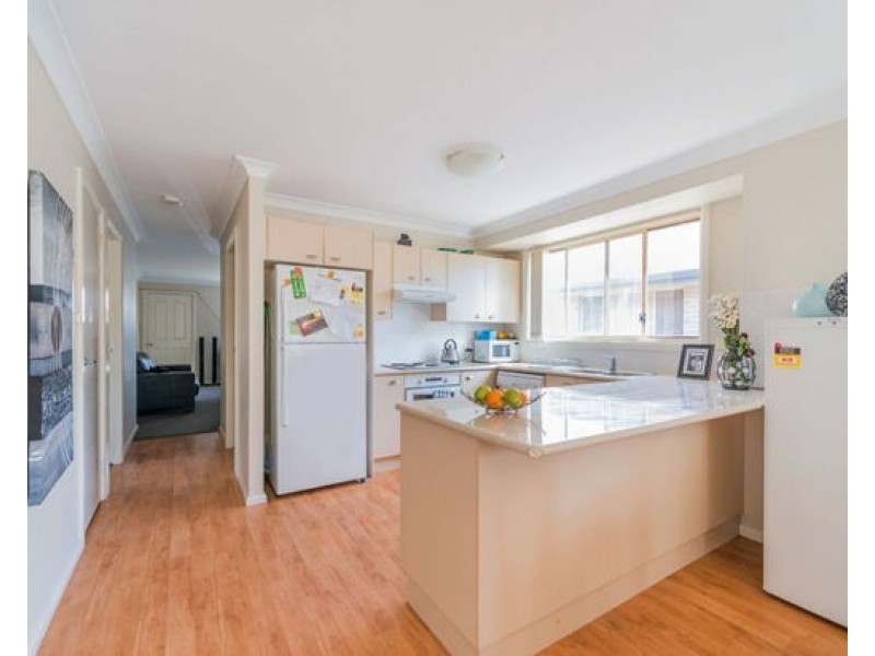 4 Tasman Place, Westdale NSW 2340