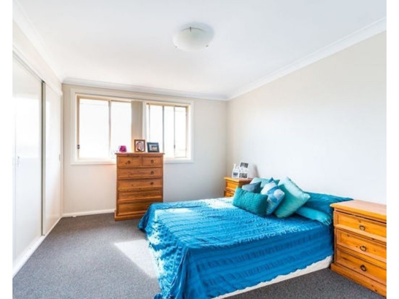 4 Tasman Place, Westdale NSW 2340