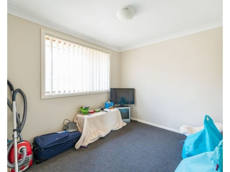 4 Tasman Place, Westdale NSW 2340