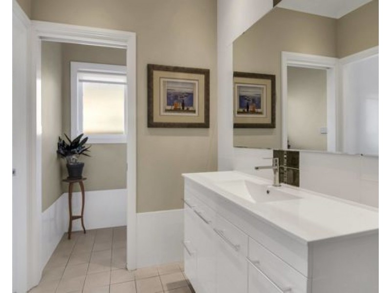 8 The Heights, Tamworth NSW 2340