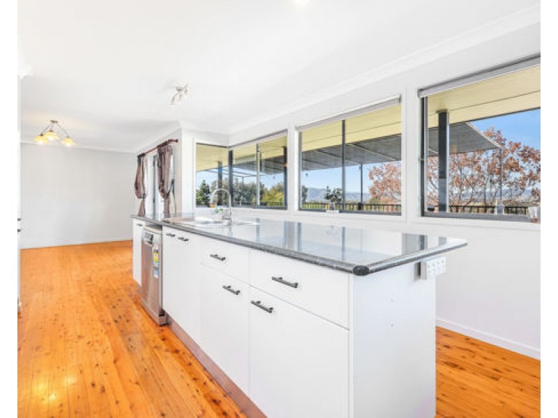 5 Lawrence Avenue, Tamworth NSW 2340