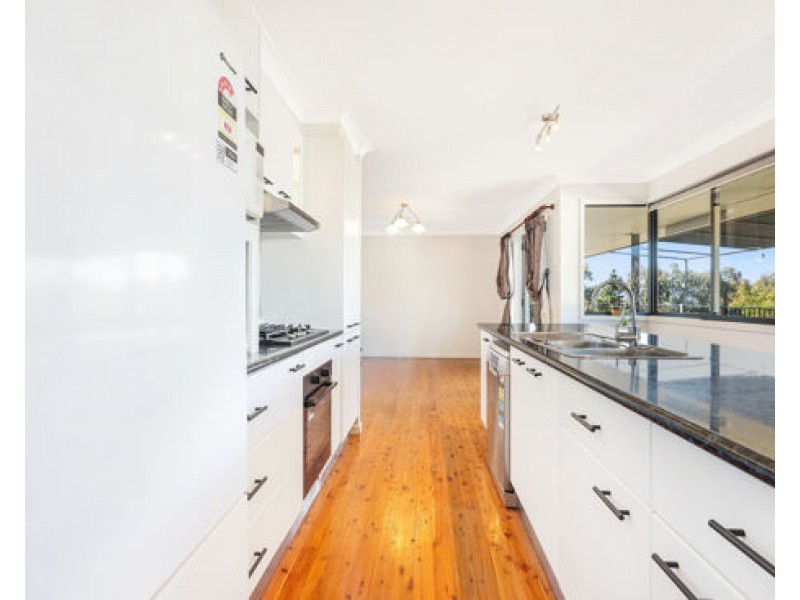 5 Lawrence Avenue, Tamworth NSW 2340