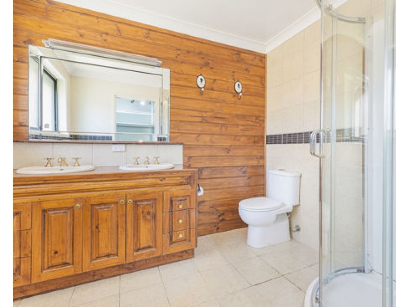 5 Lawrence Avenue, Tamworth NSW 2340