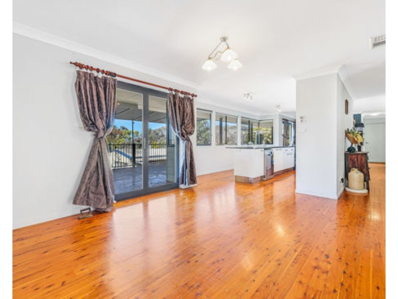 5 Lawrence Avenue, Tamworth NSW 2340