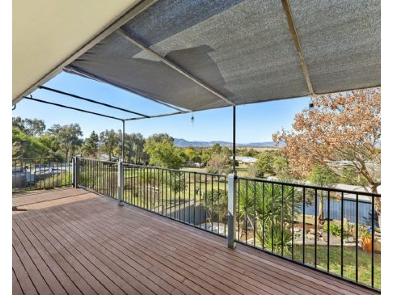 5 Lawrence Avenue, Tamworth NSW 2340