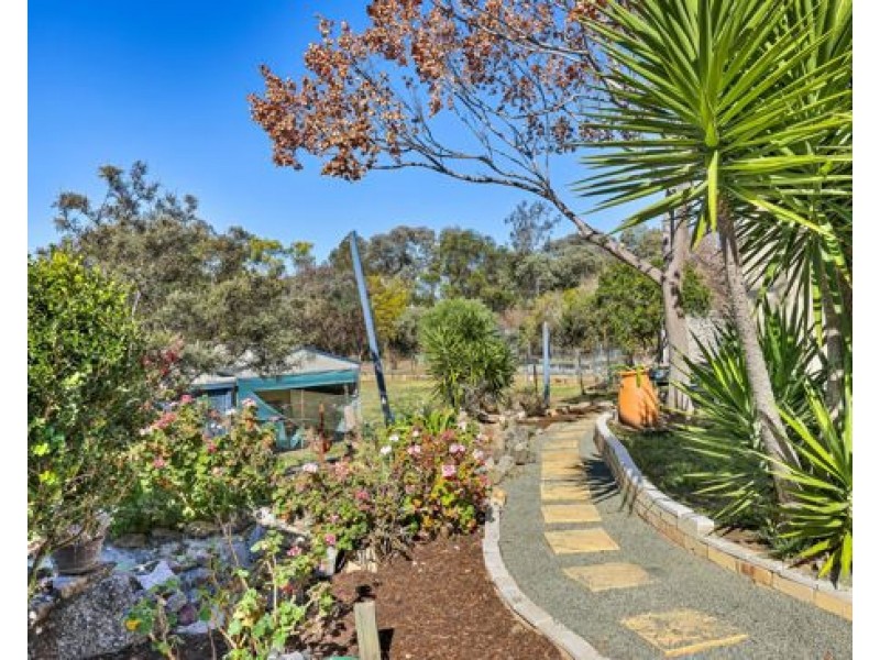 5 Lawrence Avenue, Tamworth NSW 2340