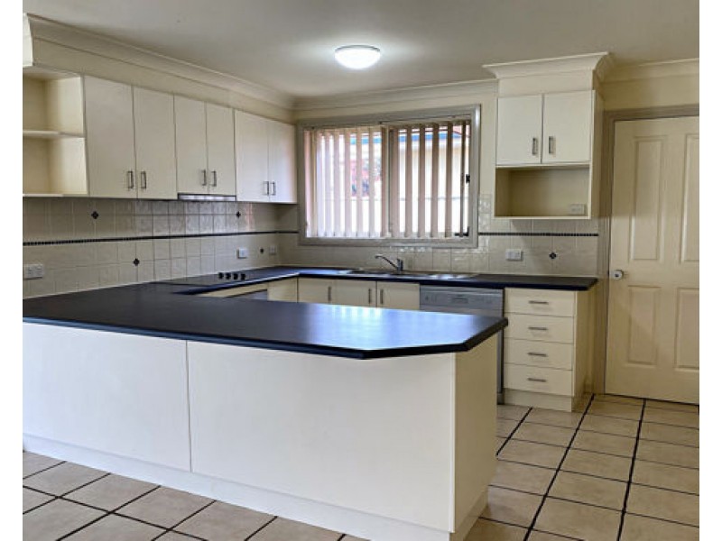 3 The Grove, Tamworth NSW 2340