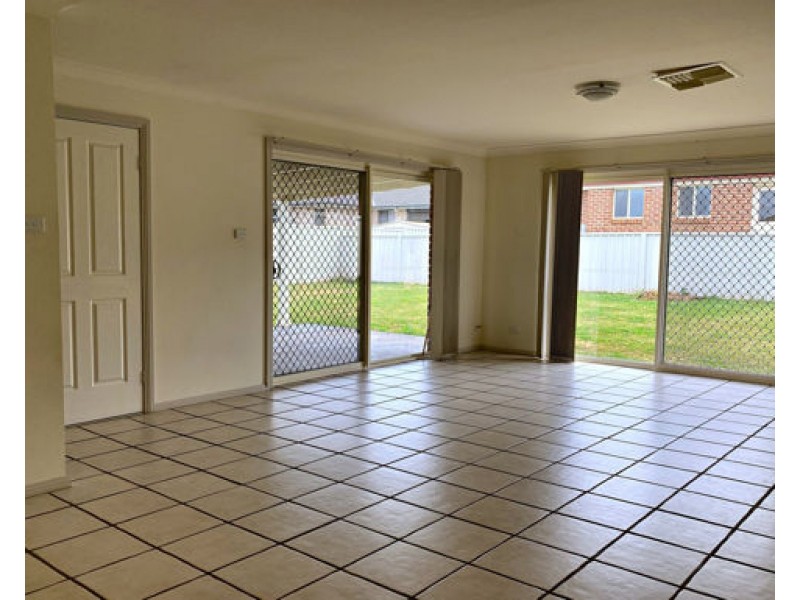 3 The Grove, Tamworth NSW 2340