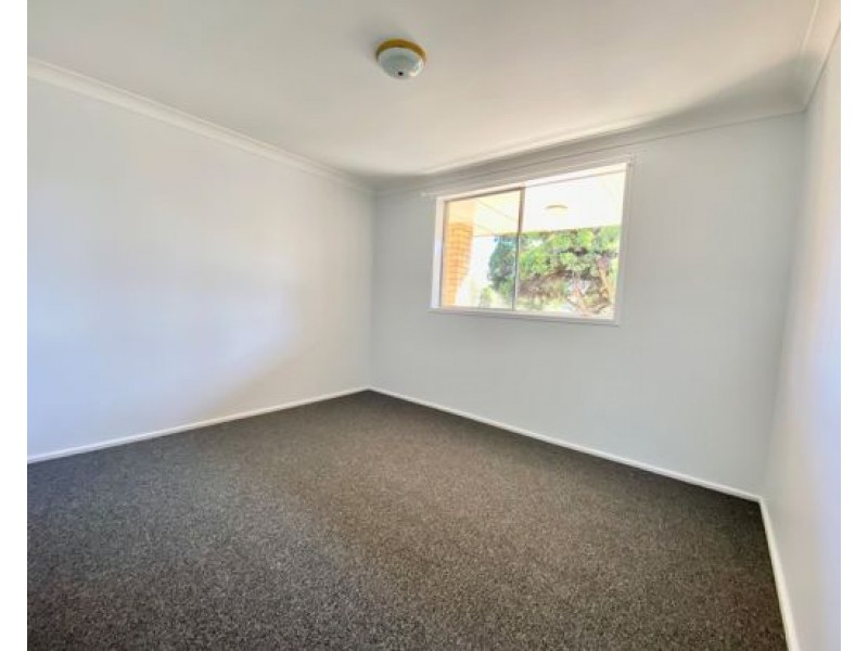 2/295 Goonoo Goonoo Rd, Tamworth NSW 2340