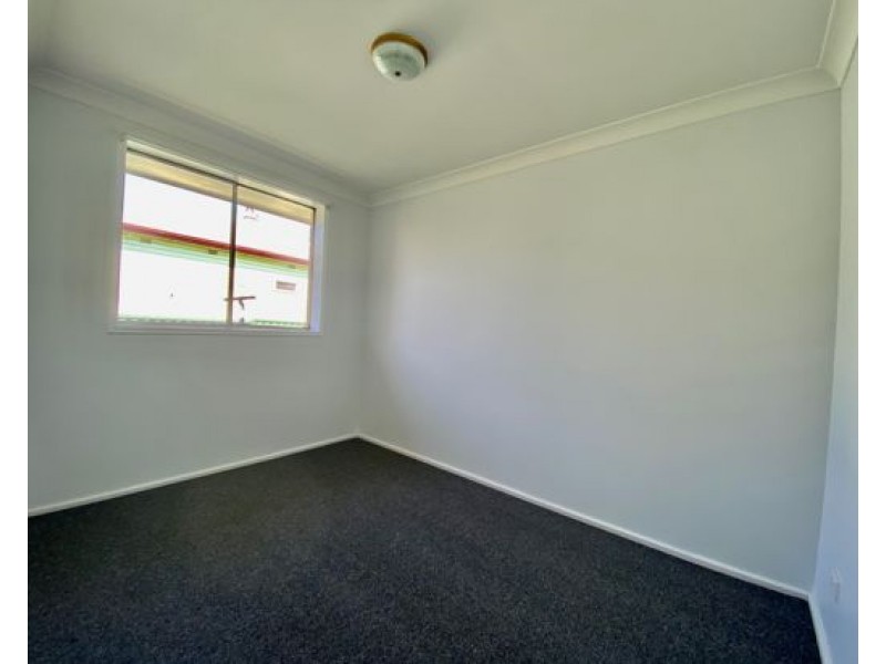 2/295 Goonoo Goonoo Rd, Tamworth NSW 2340