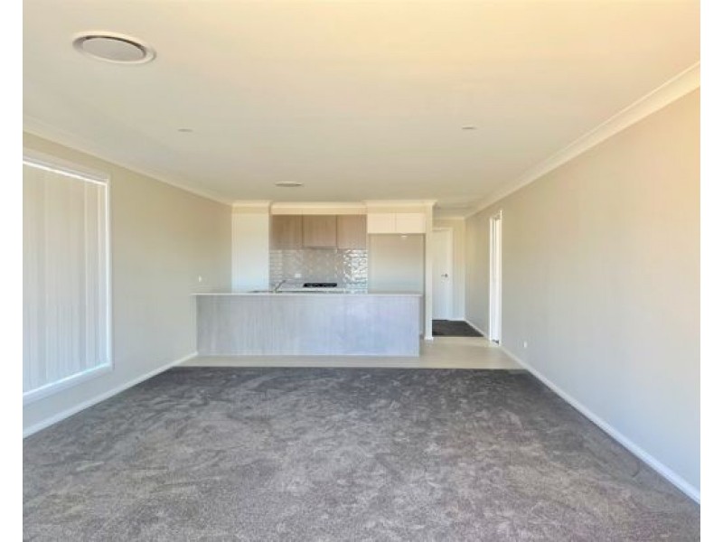 14 Kestral Street, Tamworth NSW 2340