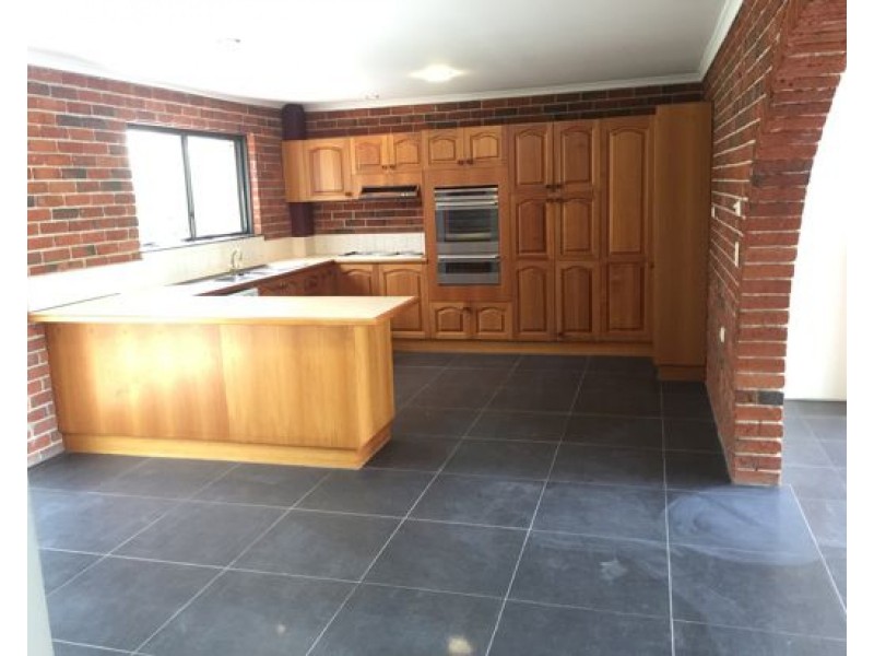 14 Mornington Crescent, Tamworth NSW 2340