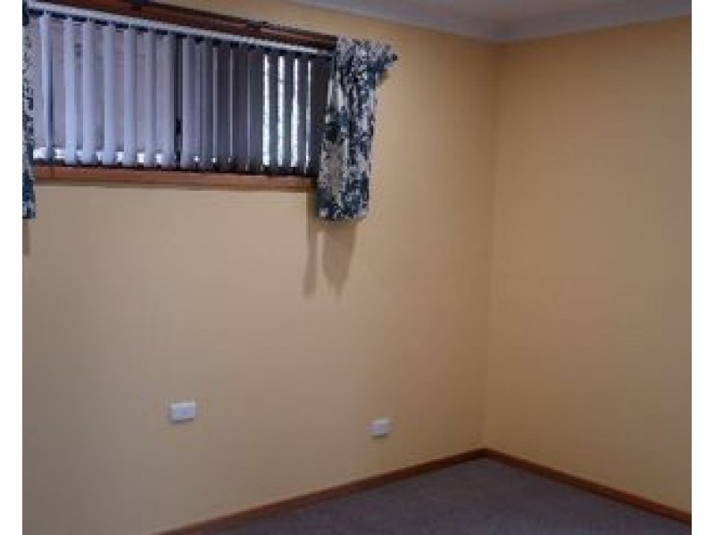 13 Osprey Way, Tamworth NSW 2340