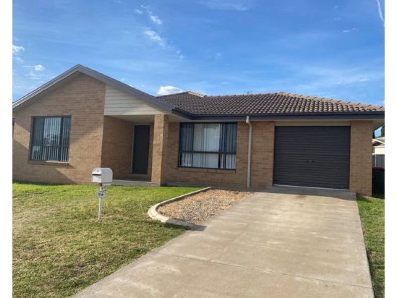 35b Orley Drive, Tamworth NSW 2340