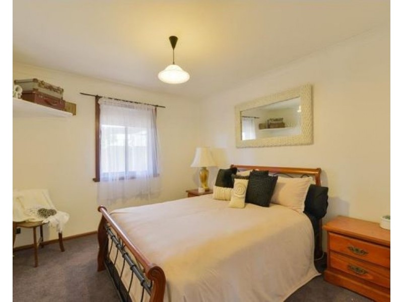 4 Karenvar Avenue, Tamworth NSW 2340