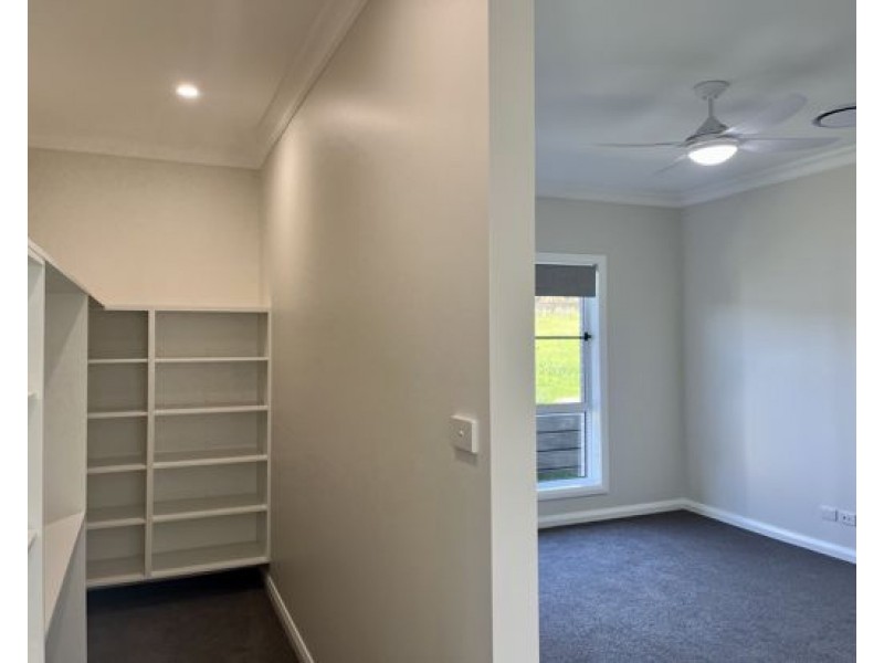 28 Currawong Drive, Tamworth NSW 2340