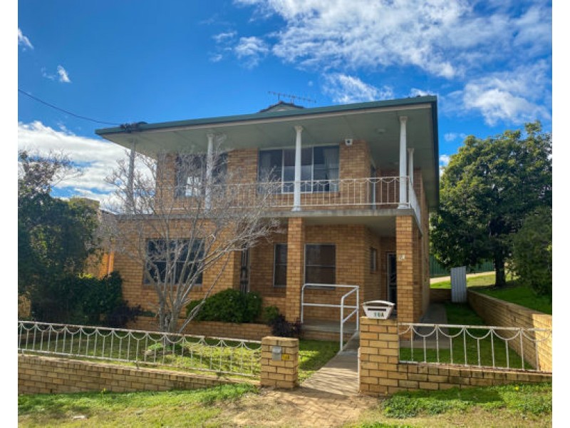 16B Carthage Street, Tamworth NSW 2340