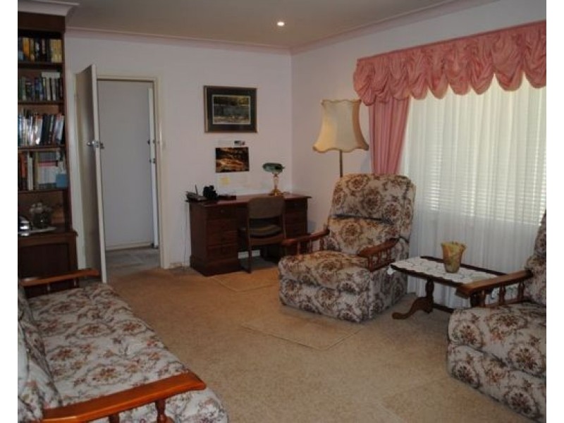 11 Wongala Street, Tamworth NSW 2340