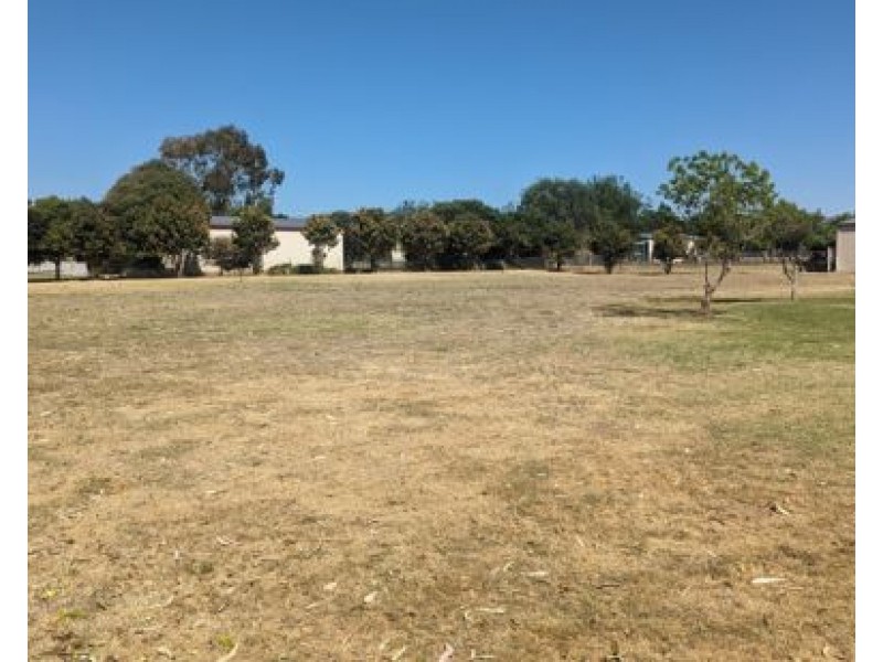 6 Whiporie Close, Tamworth NSW 2340