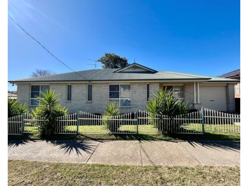 30 Phillip Street, Tamworth NSW 2340