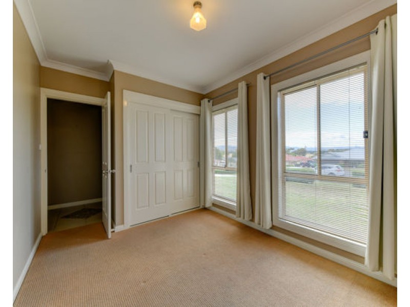 42 Campbell Road, Tamworth NSW 2340