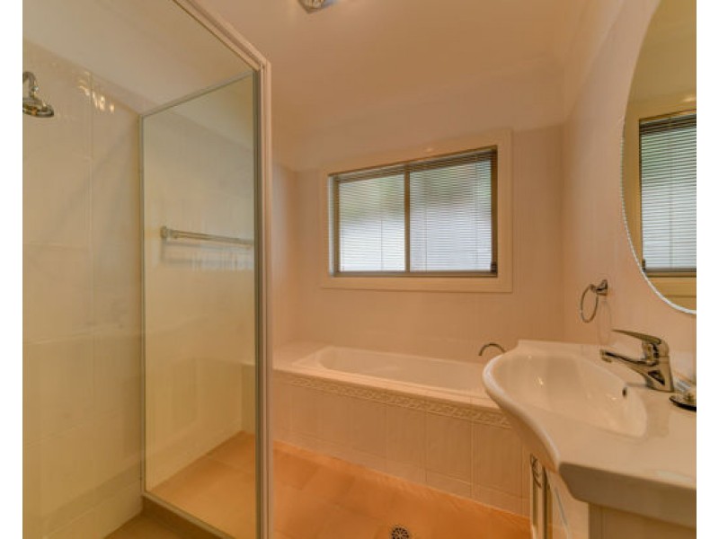 42 Campbell Road, Tamworth NSW 2340