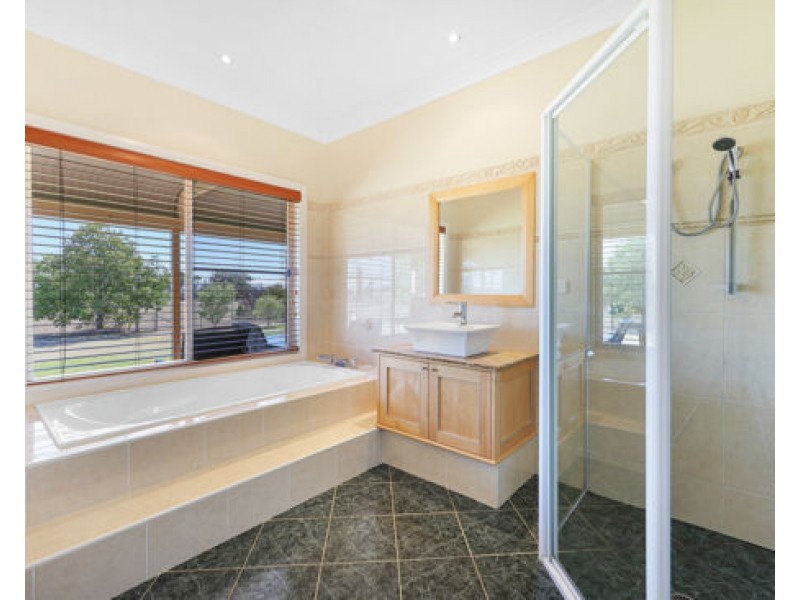 66 Bielefelds Road, Duri NSW 2344