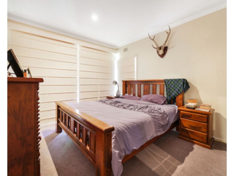 90 White Street, Tamworth NSW 2340