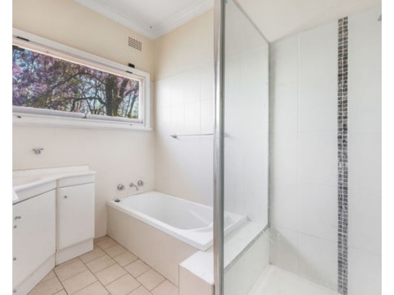 90 White Street, Tamworth NSW 2340