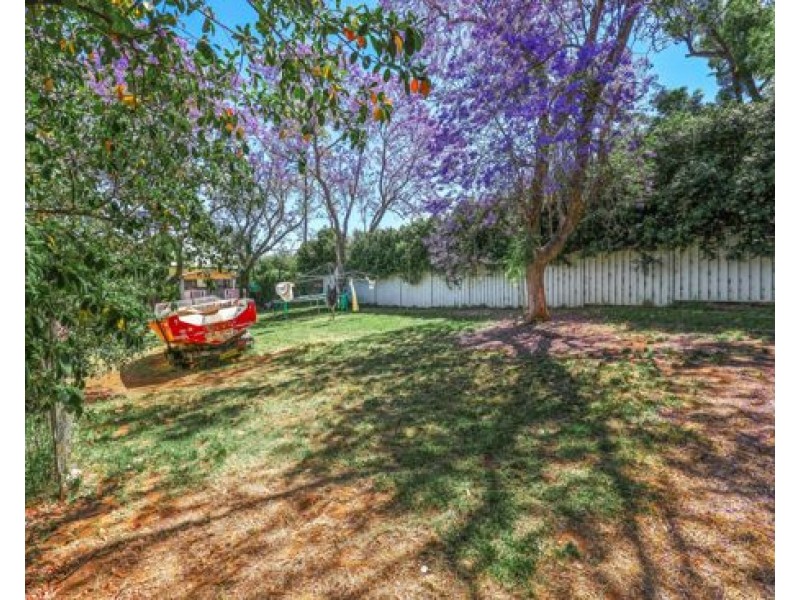 90 White Street, Tamworth NSW 2340