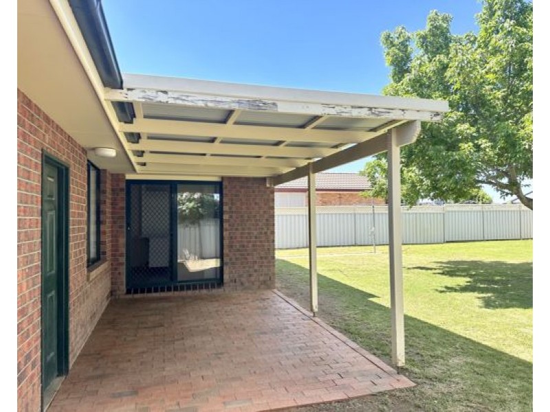 10 Wayamba Close, Tamworth NSW 2340