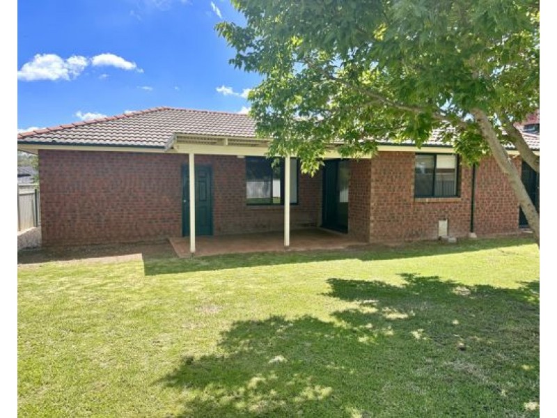 10 Wayamba Close, Tamworth NSW 2340