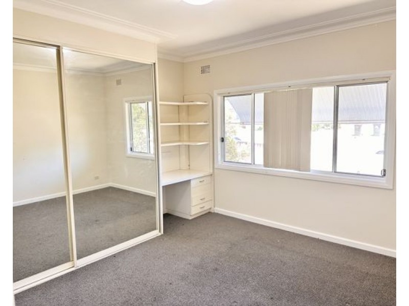 13 Churchill Street, Tamworth NSW 2340