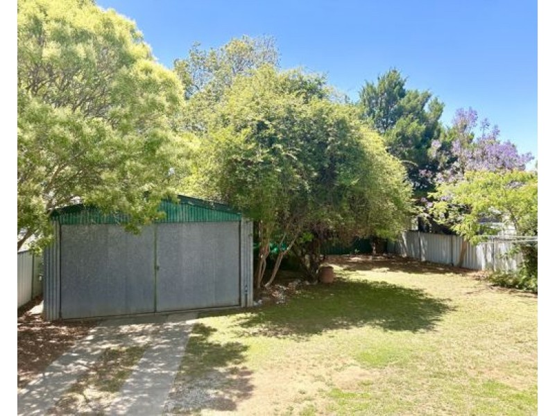 13 Churchill Street, Tamworth NSW 2340