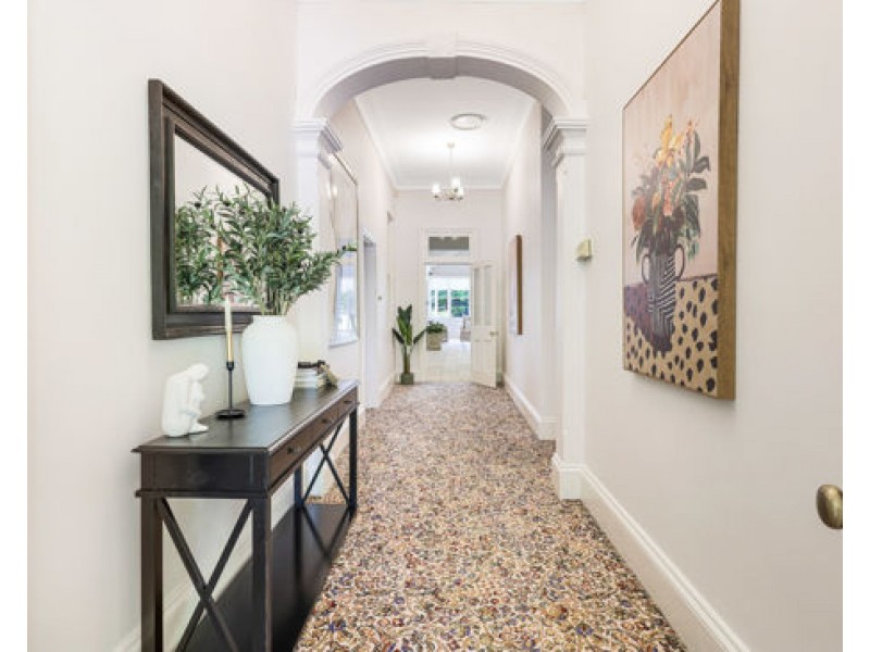 90 Carthage Street, Tamworth NSW 2340