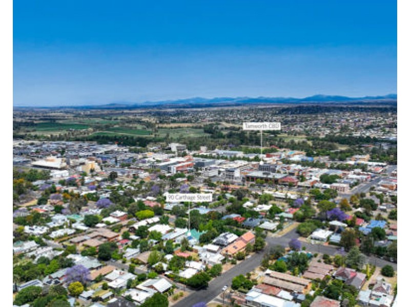 90 Carthage Street, Tamworth NSW 2340