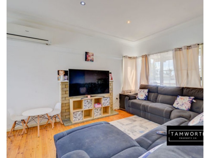 2 Willow Street, Tamworth NSW 2340