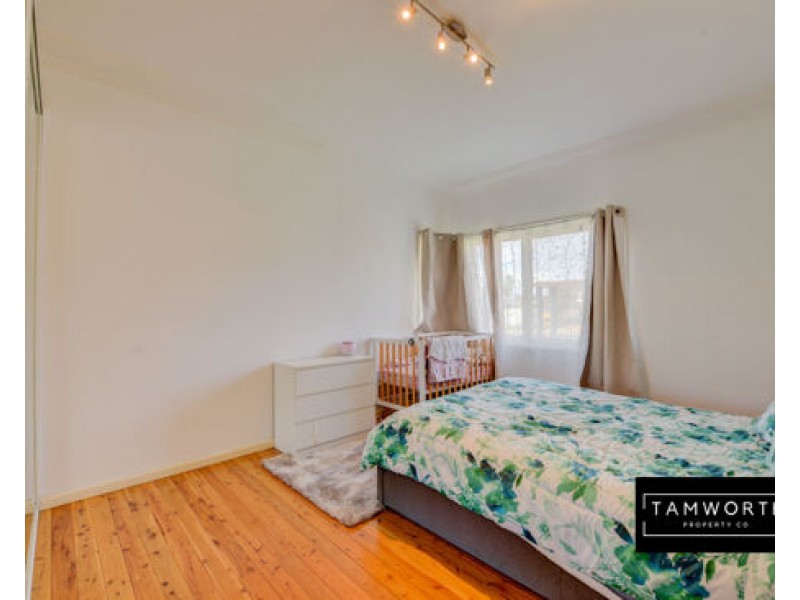 2 Willow Street, Tamworth NSW 2340