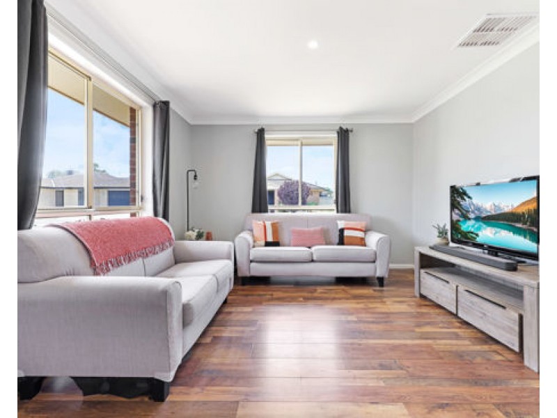 13 Bowman Drive, Tamworth NSW 2340