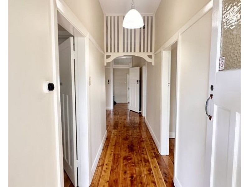 28 Napier Street, Tamworth NSW 2340