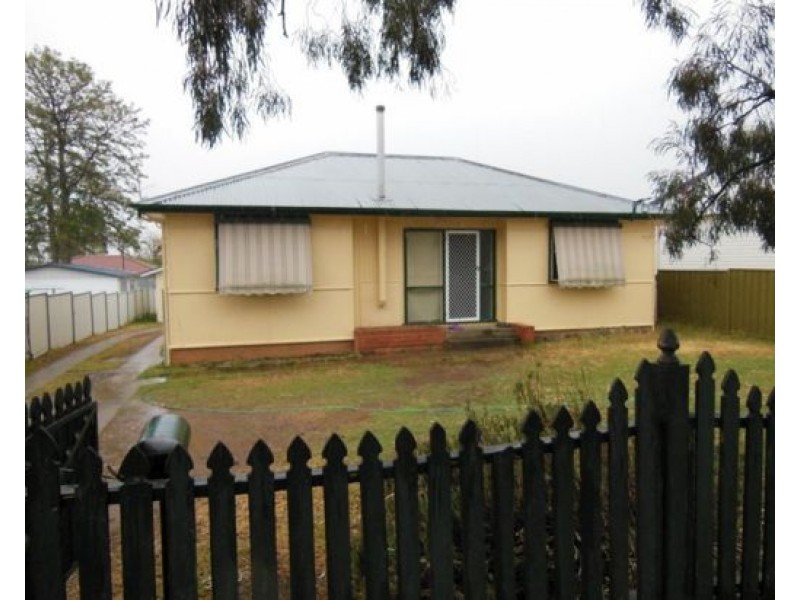 132 Robert Street, Tamworth NSW 2340