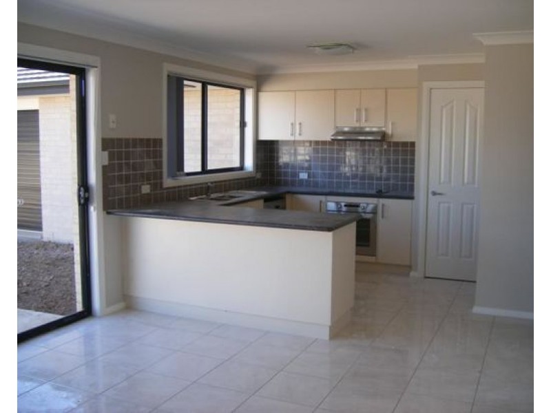 38 Fisher Road, Tamworth NSW 2340