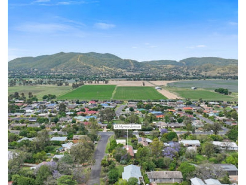 2A Myrene Avenue, Tamworth NSW 2340