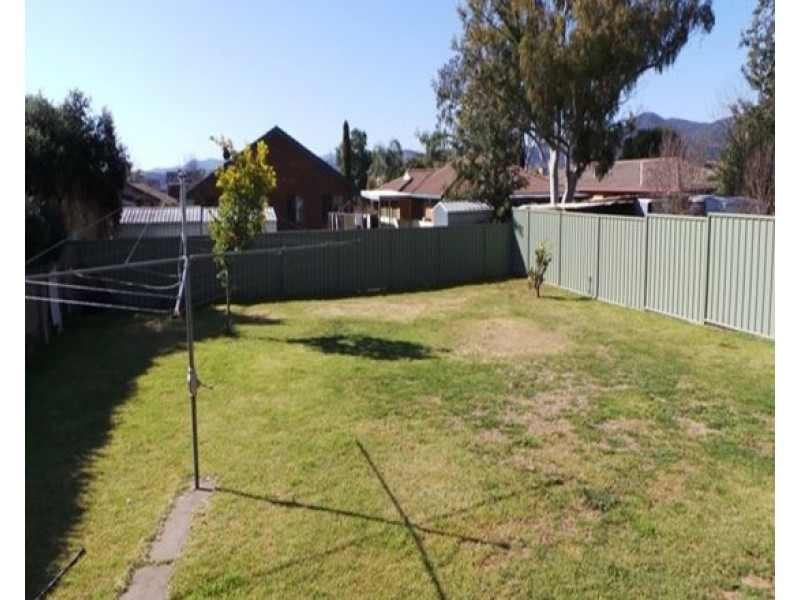 110 Robert Street, Tamworth NSW 2340