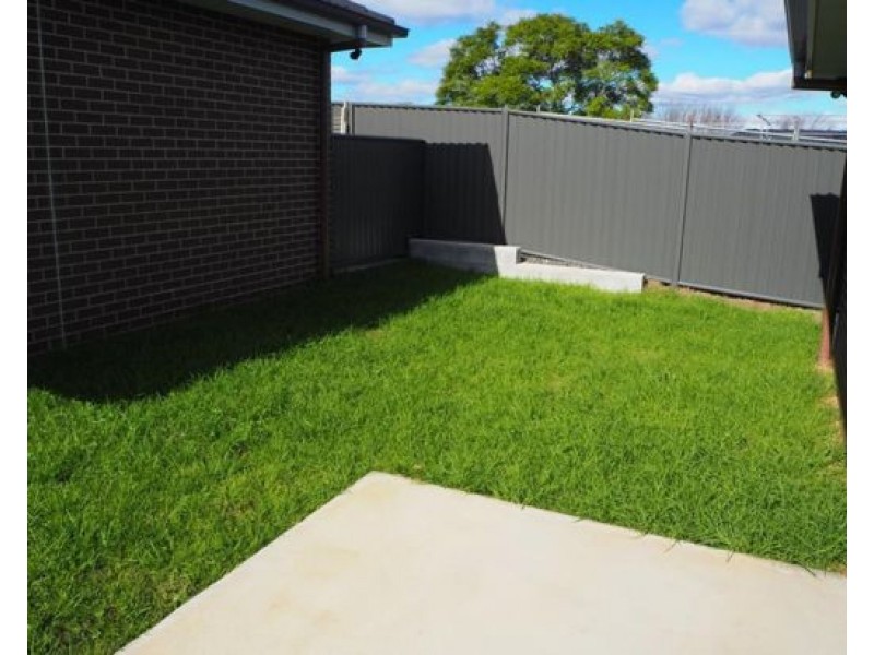 7/7 Curlew Crescent, Tamworth NSW 2340