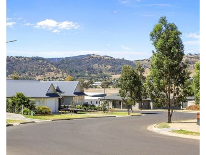 5 Jubata Drive, Tamworth NSW 2340